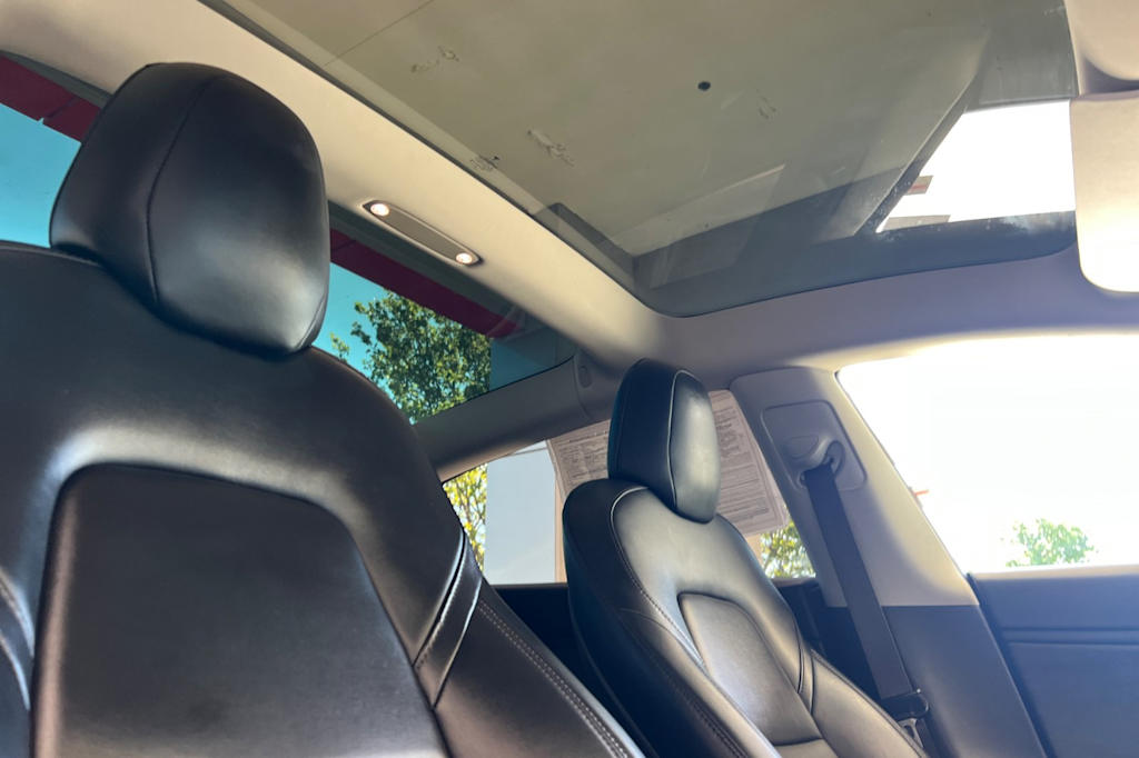 Thumbnail: 2018 Tesla Model 3 - 13