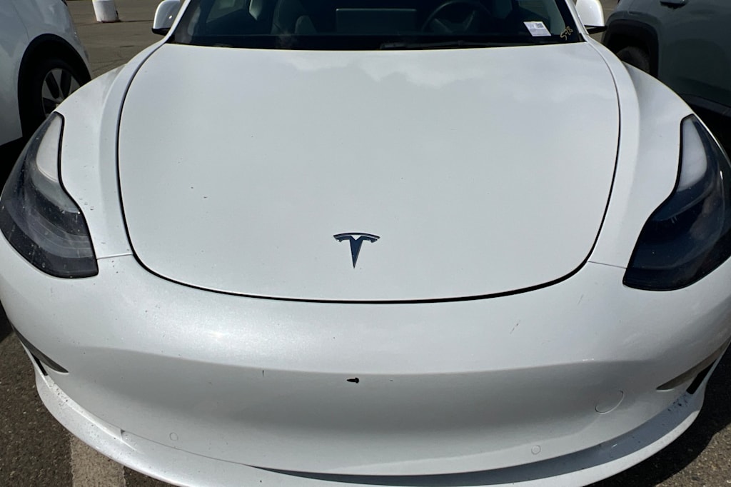Thumbnail: 2022 Tesla Model 3 - 14