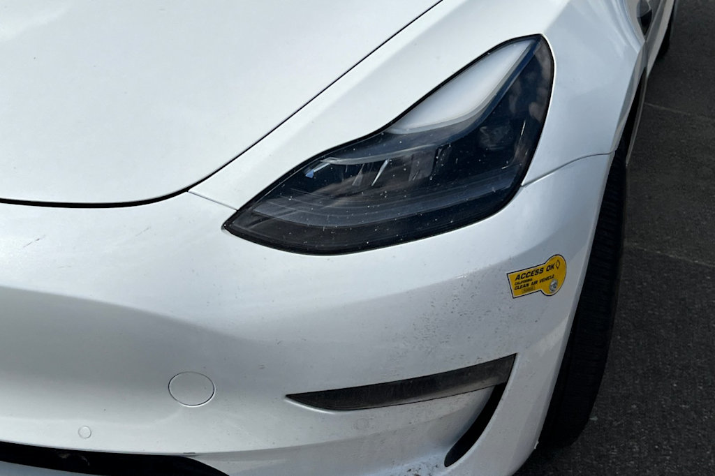 Thumbnail: 2022 Tesla Model 3 - 13