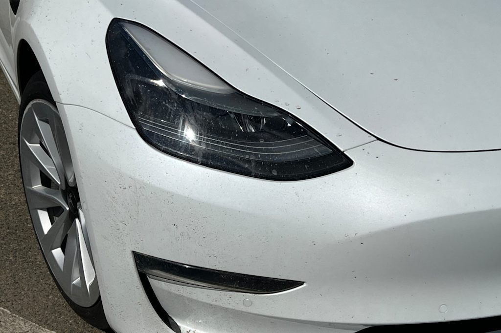 Thumbnail: 2022 Tesla Model 3 - 15