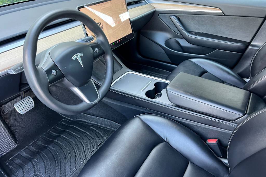 Thumbnail: 2022 Tesla Model 3 - 10