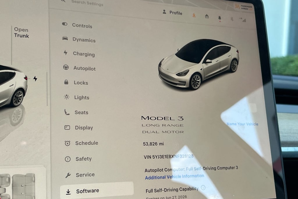 Thumbnail: 2022 Tesla Model 3 - 13