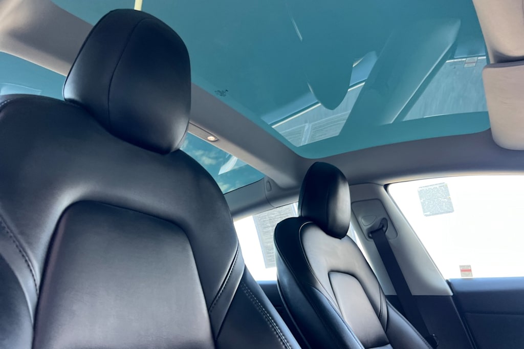 Thumbnail: 2022 Tesla Model 3 - 20