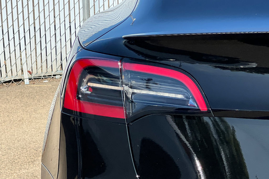 Thumbnail: 2023 Tesla Model 3 - 23