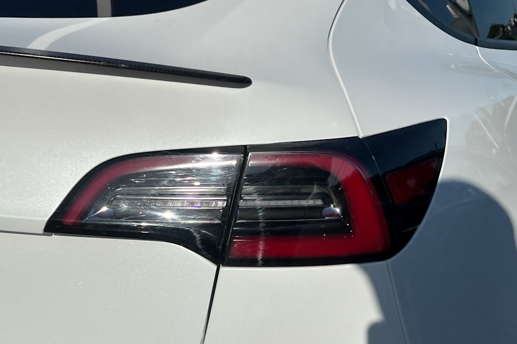 Thumbnail: 2020 Tesla Model Y - 19