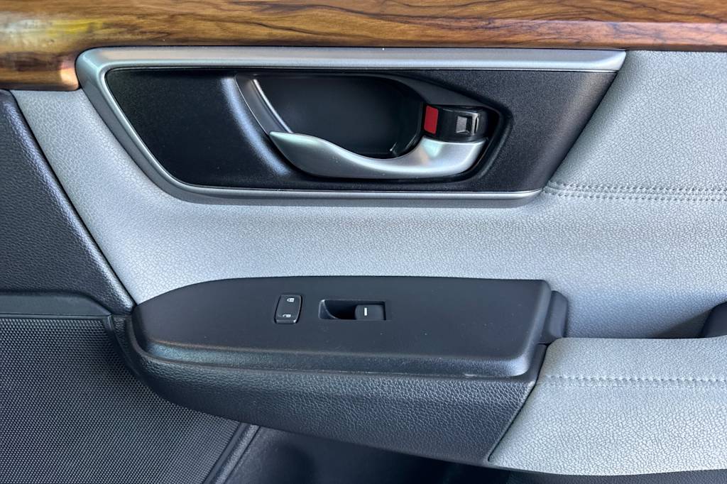 Thumbnail: 2018 Honda CR-V - 25