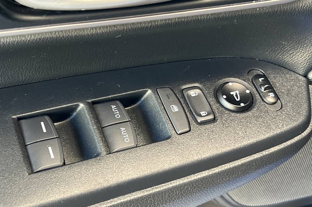 Thumbnail: 2020 Honda CR-V - 22
