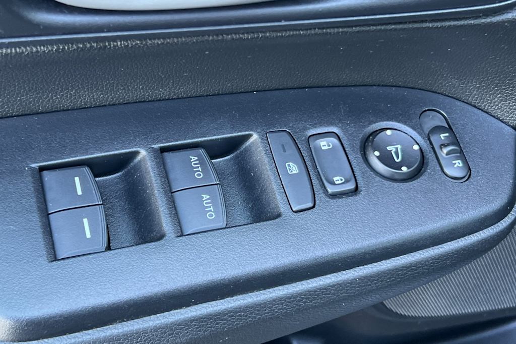 Thumbnail: 2021 Honda CR-V - 21