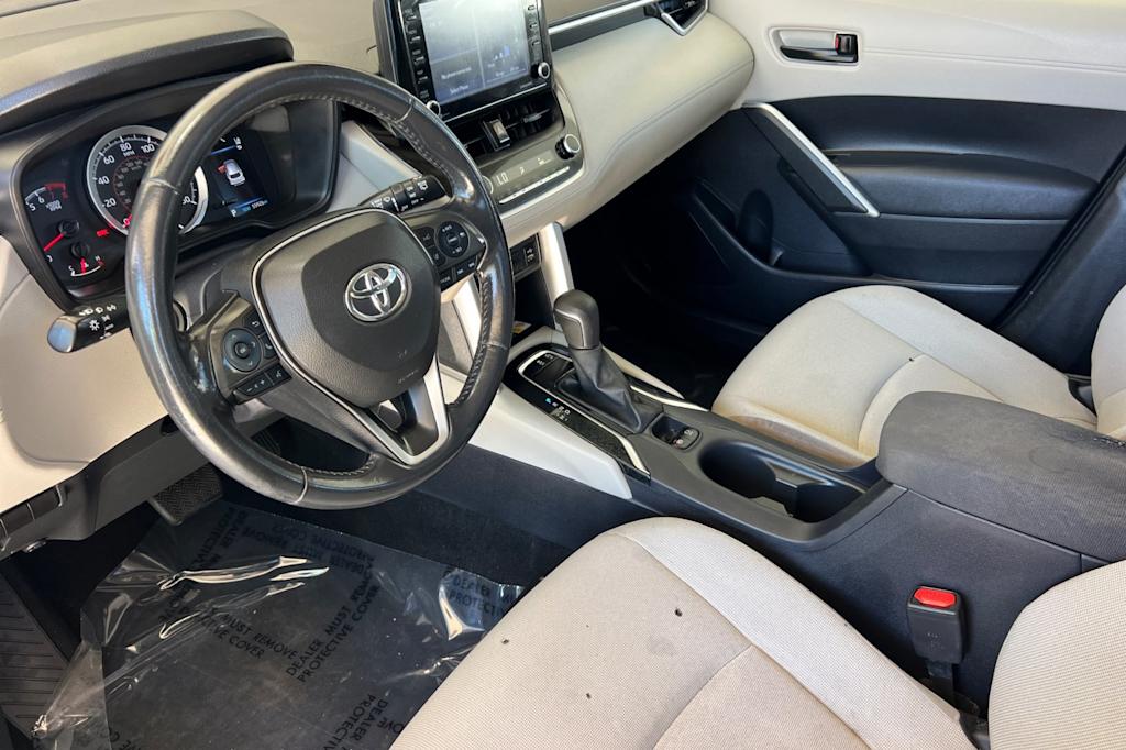 Thumbnail: 2022 Toyota Corolla Cross - 8