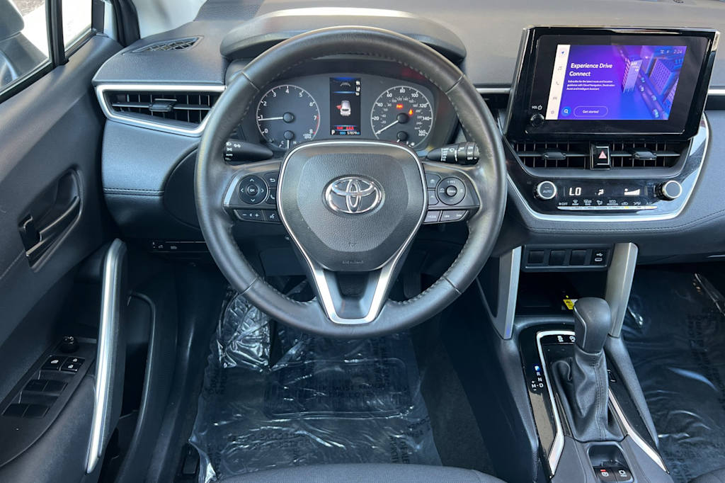 Thumbnail: 2023 Toyota Corolla Cross - 11
