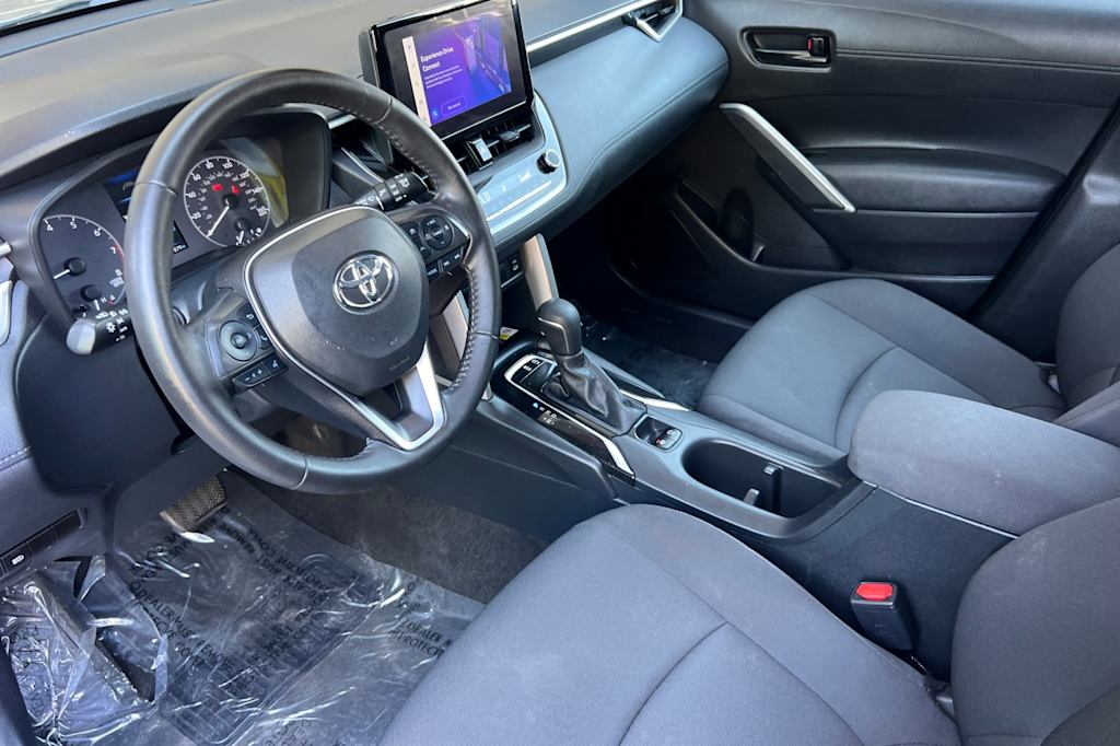 Thumbnail: 2023 Toyota Corolla Cross - 8