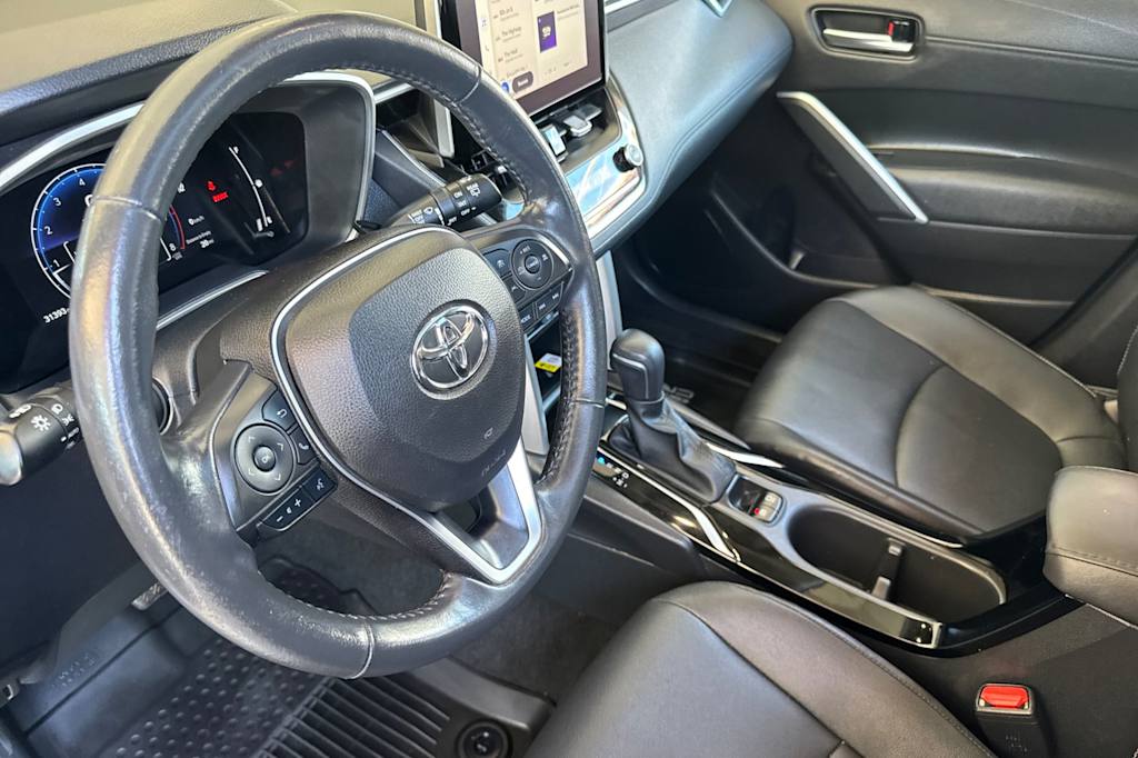 Thumbnail: 2023 Toyota Corolla Cross - 9