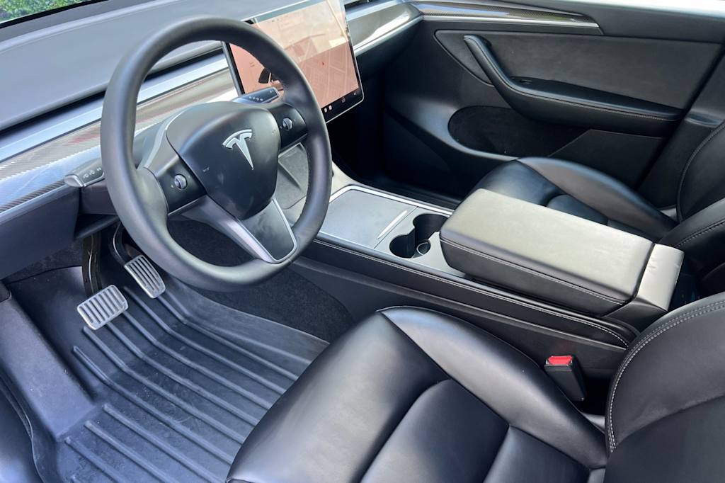 Thumbnail: 2023 Tesla Model Y - 10