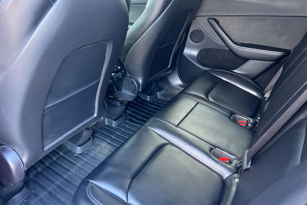 Thumbnail: 2023 Tesla Model Y - 12