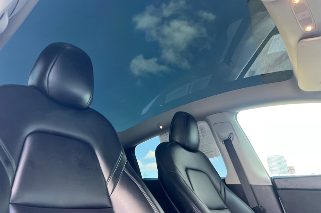 Thumbnail: 2023 Tesla Model Y - 21