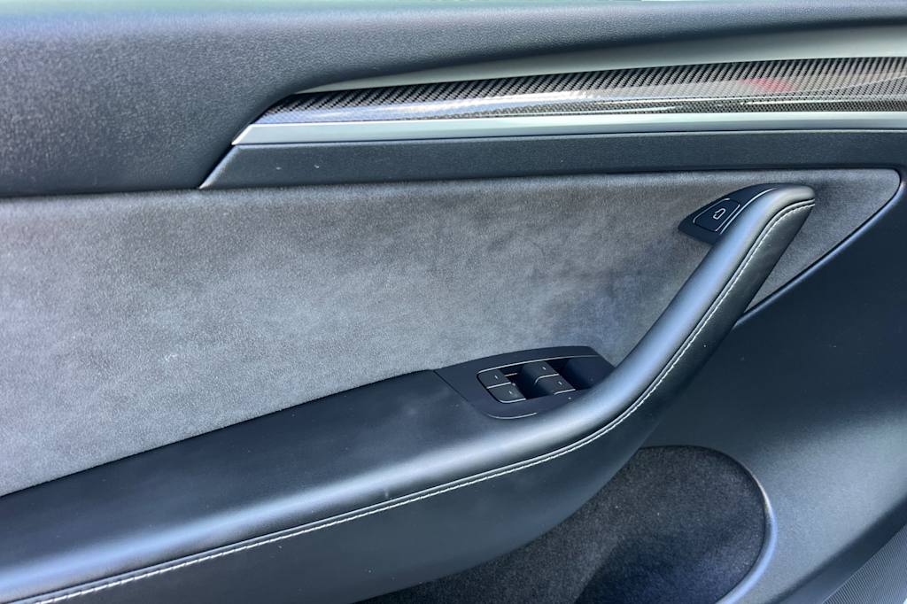 Thumbnail: 2023 Tesla Model Y - 19