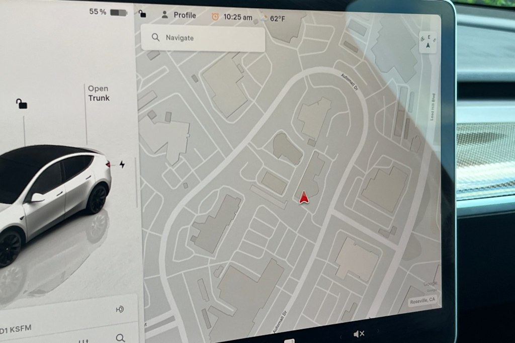 Thumbnail: 2023 Tesla Model Y - 24