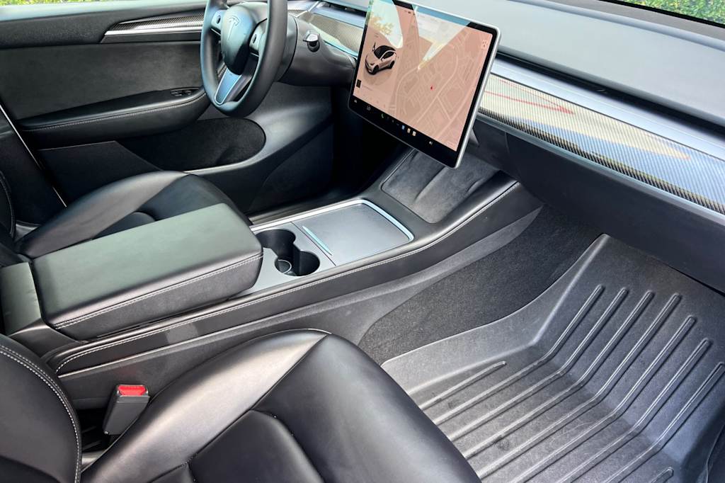 Thumbnail: 2023 Tesla Model Y - 11