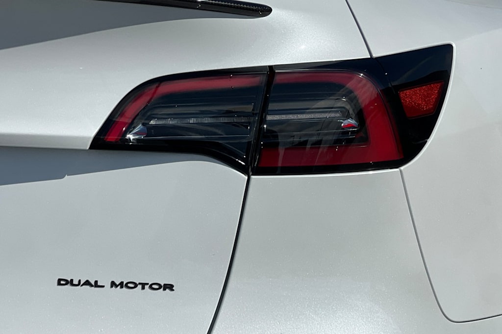 Thumbnail: 2023 Tesla Model Y - 30