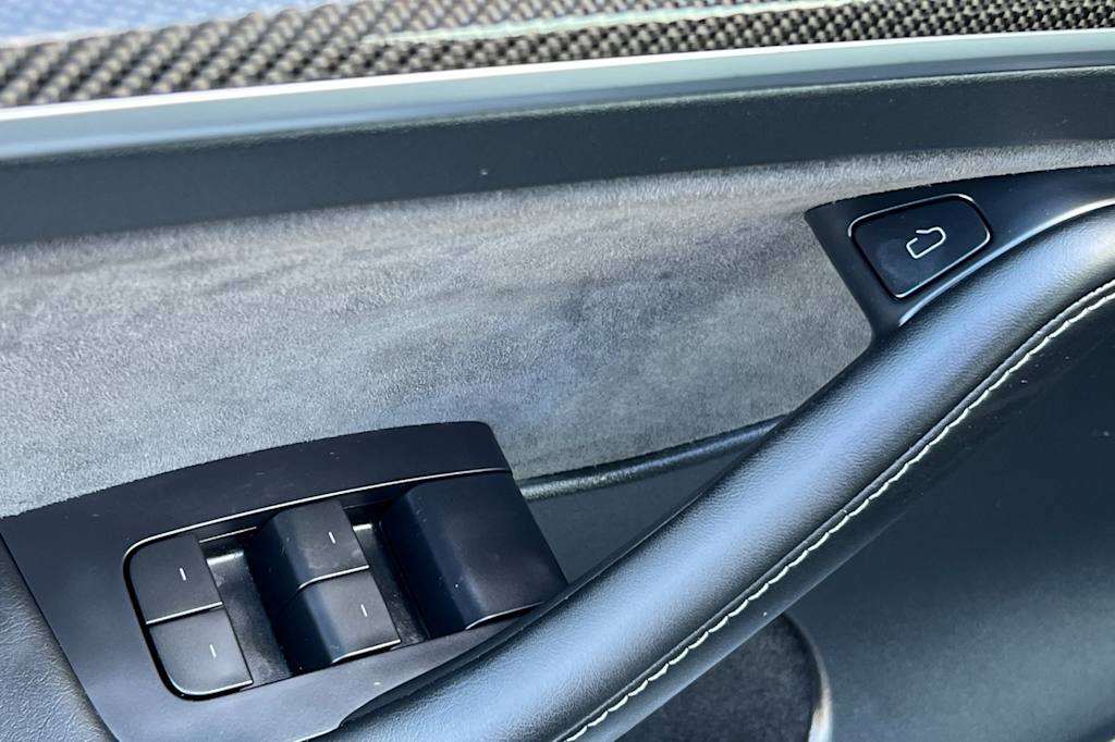 Thumbnail: 2023 Tesla Model Y - 20