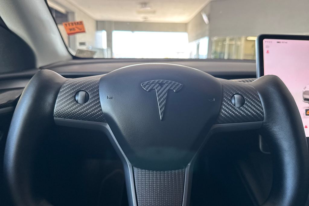 Thumbnail: 2024 Tesla Model Y - 28