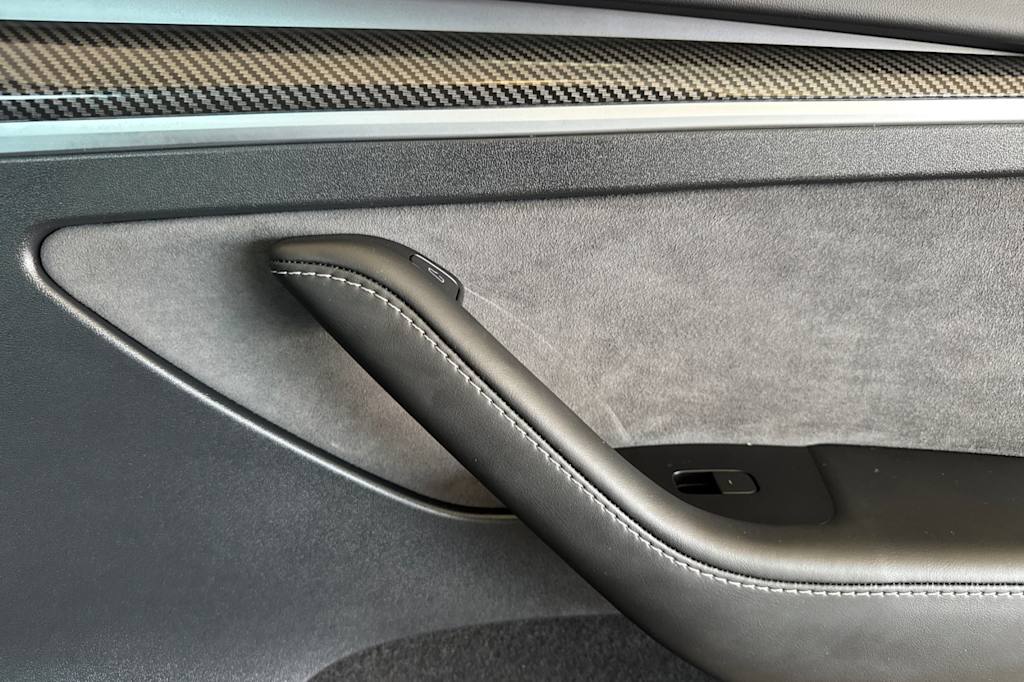 Thumbnail: 2024 Tesla Model Y - 25