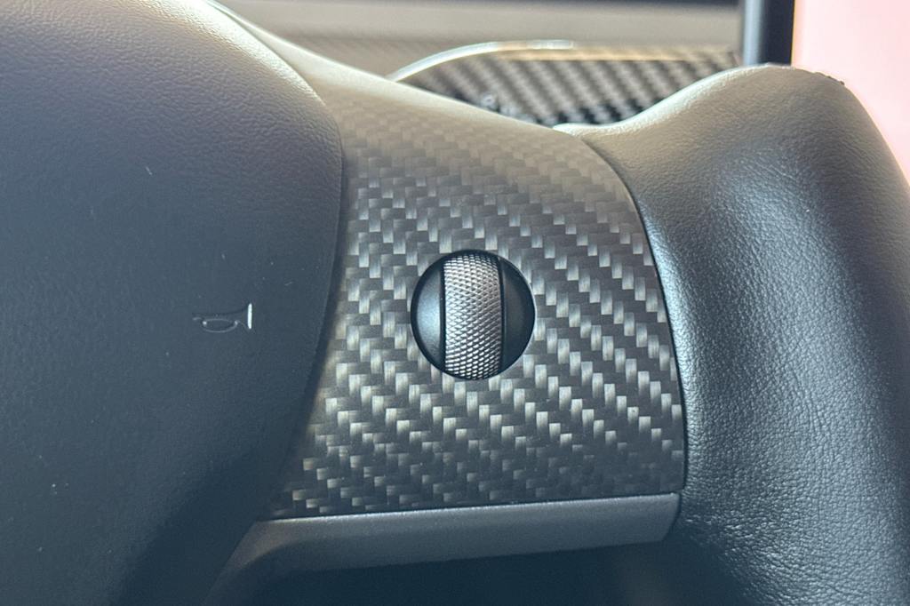 Thumbnail: 2024 Tesla Model Y - 29