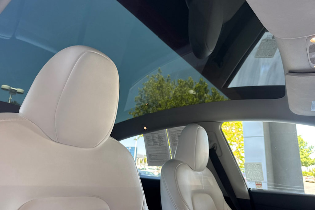 Thumbnail: 2023 Tesla Model Y - 22