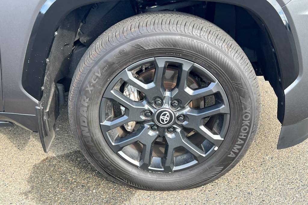 Thumbnail: 2025 Toyota Sequoia - 21
