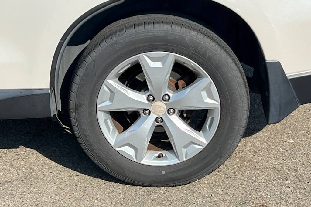Thumbnail: 2015 Subaru Forester - 26