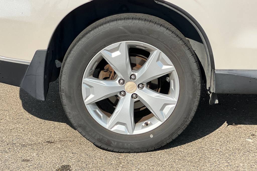 Thumbnail: 2015 Subaru Forester - 21