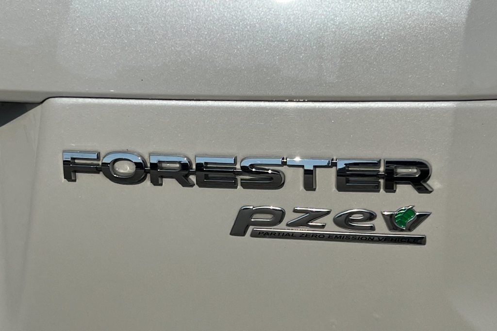 Thumbnail: 2015 Subaru Forester - 25