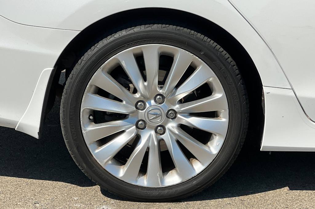 Thumbnail: 2014 Acura RLX - 21