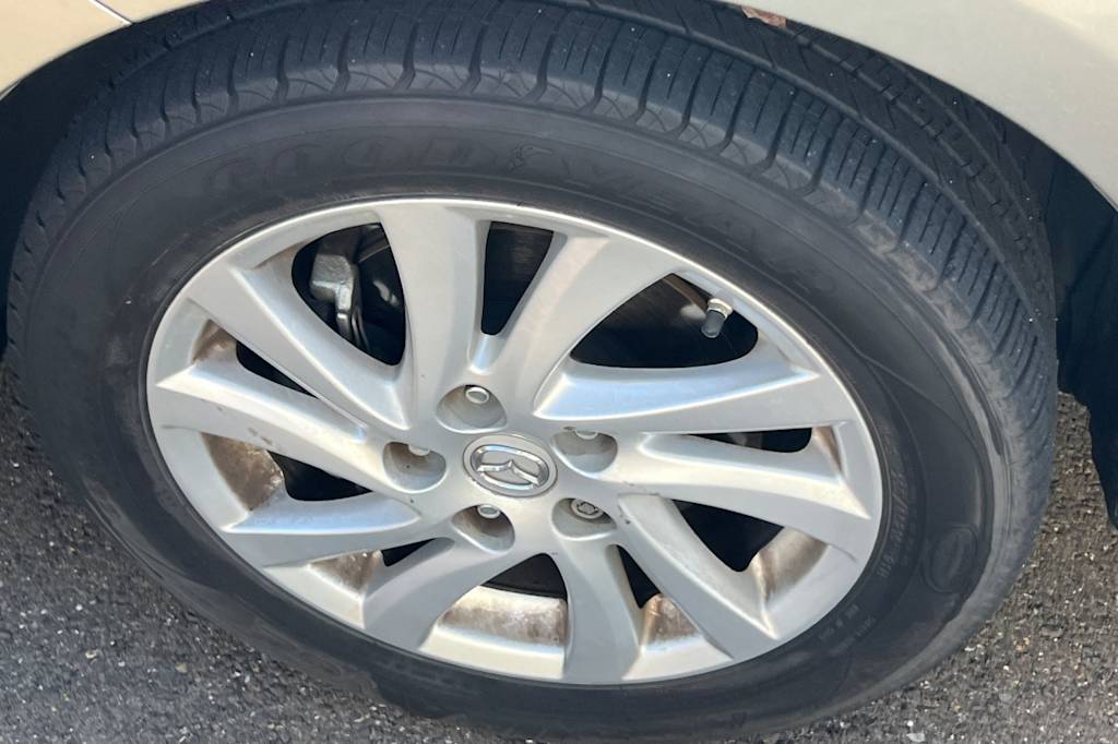 Thumbnail: 2012 Mazda Mazda3 - 23