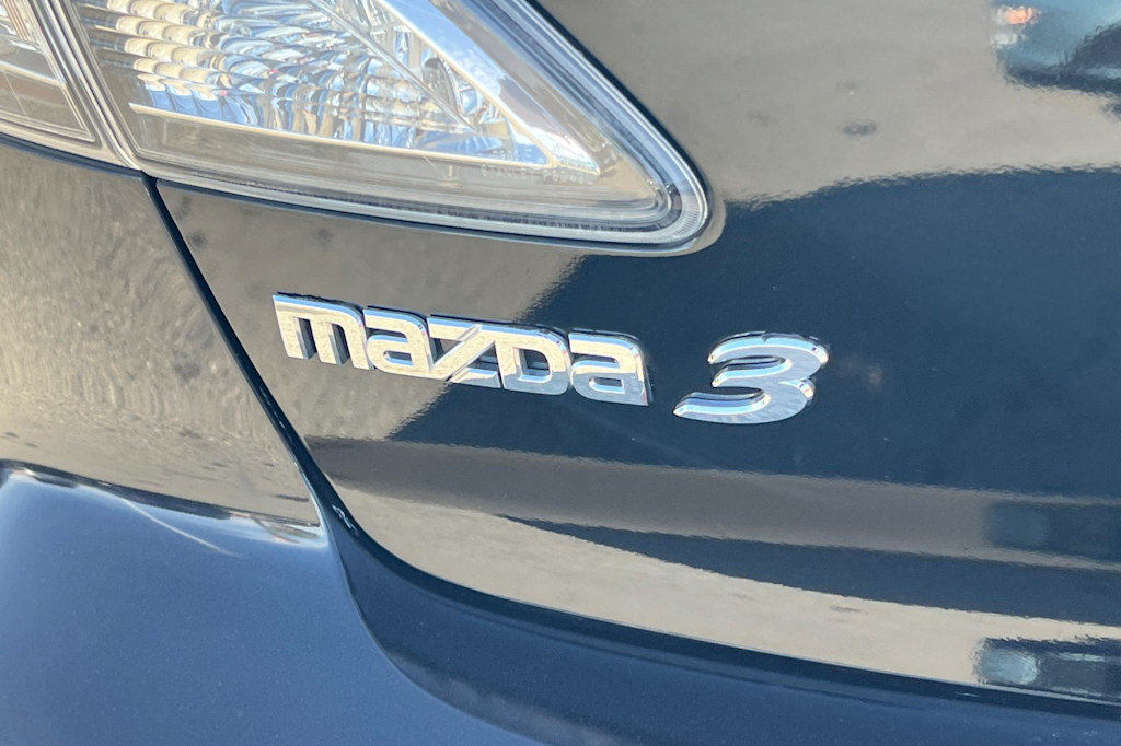 Thumbnail: 2013 Mazda Mazda3 - 22