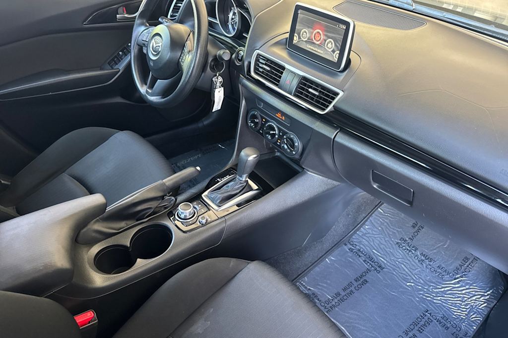 Thumbnail: 2016 Mazda Mazda3 - 13