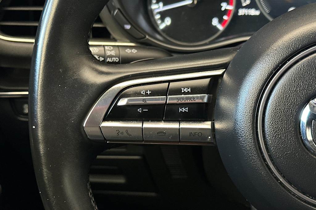 Thumbnail: 2021 Mazda Mazda3 - 28