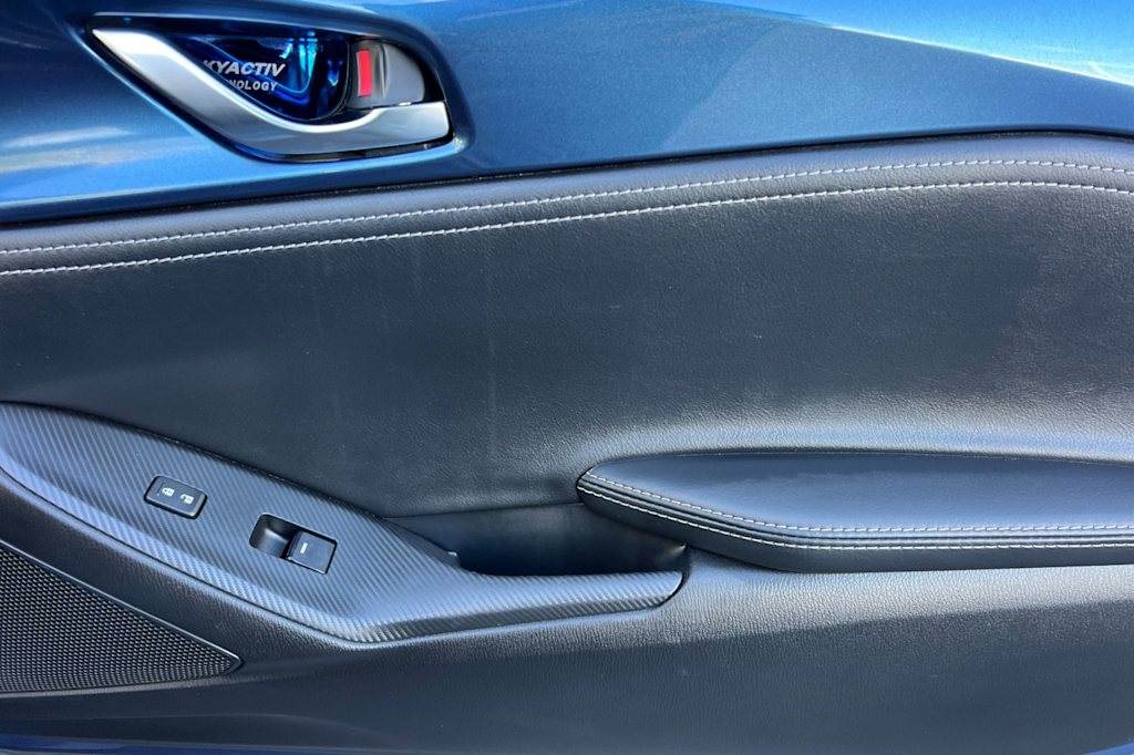 Thumbnail: 2020 Mazda MX-5 Miata - 22