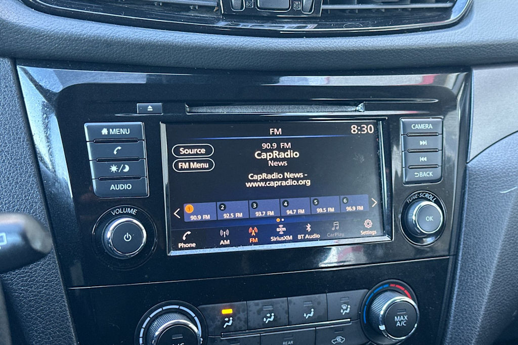 Thumbnail: 2021 Nissan Rogue Sport - 13