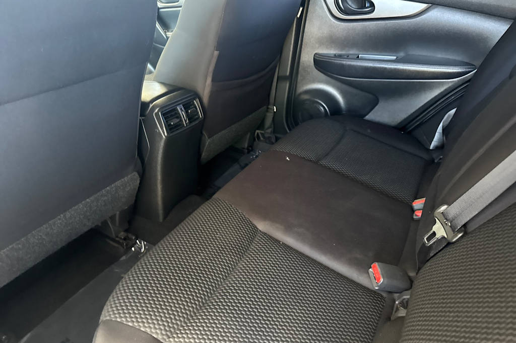 Thumbnail: 2019 Nissan Rogue Sport - 11