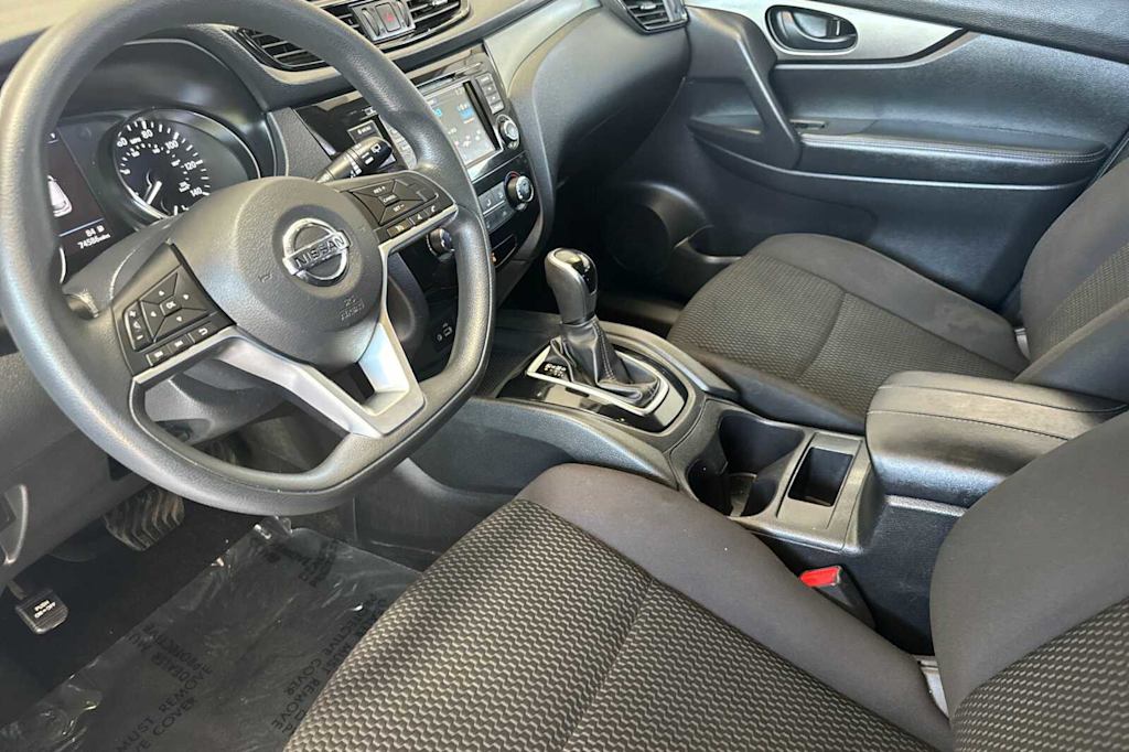 Thumbnail: 2019 Nissan Rogue Sport - 9