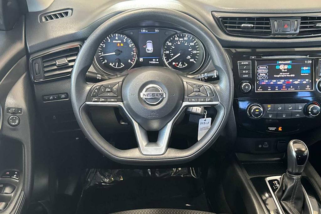 Thumbnail: 2019 Nissan Rogue Sport - 12