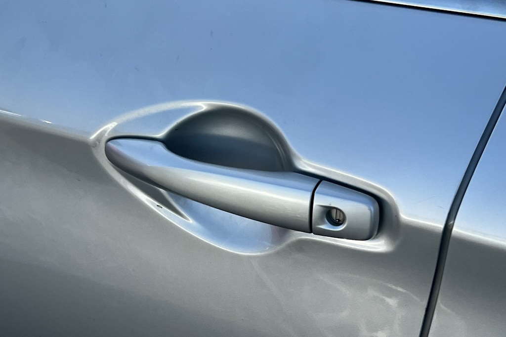 Thumbnail: 2019 Nissan Rogue Sport - 19