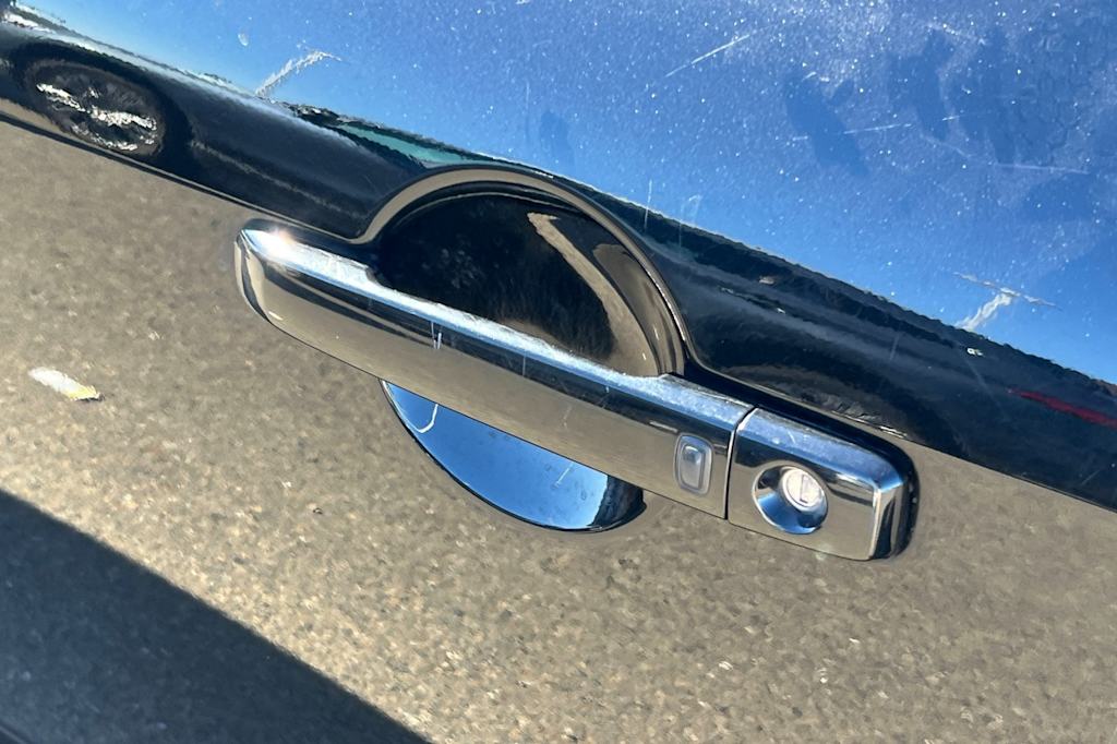 Thumbnail: 2012 INFINITI G37 - 5