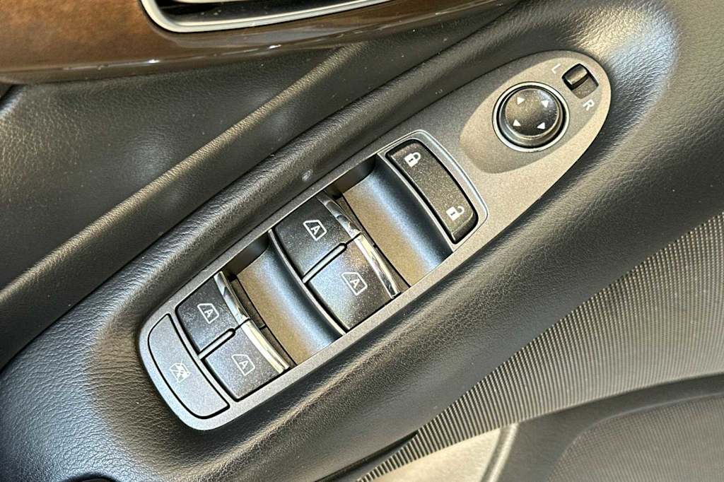 Thumbnail: 2019 INFINITI Q50 - 21