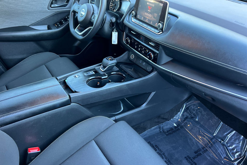 Thumbnail: 2023 Nissan Rogue - 12