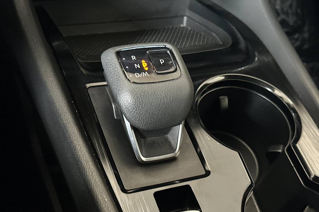 Thumbnail: 2022 Nissan Rogue - 15