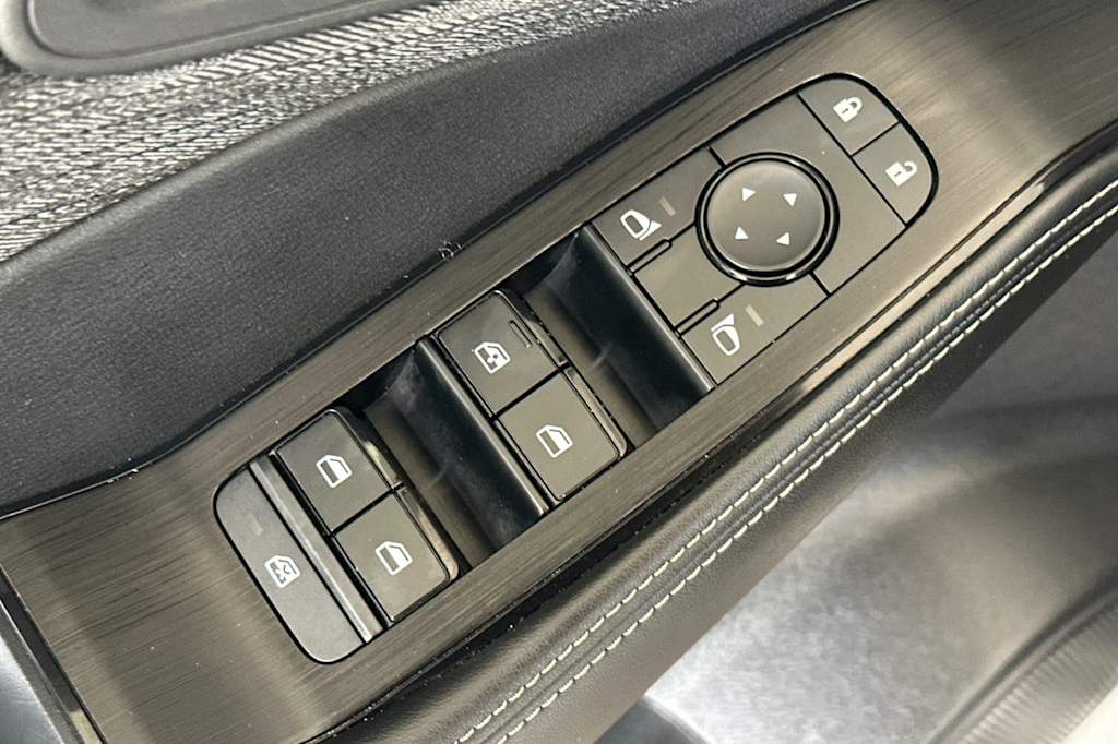 Thumbnail: 2022 Nissan Rogue - 23