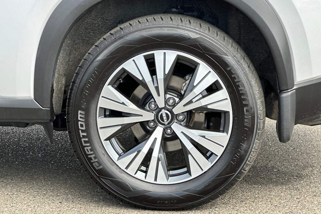 Thumbnail: 2022 Nissan Rogue - 8