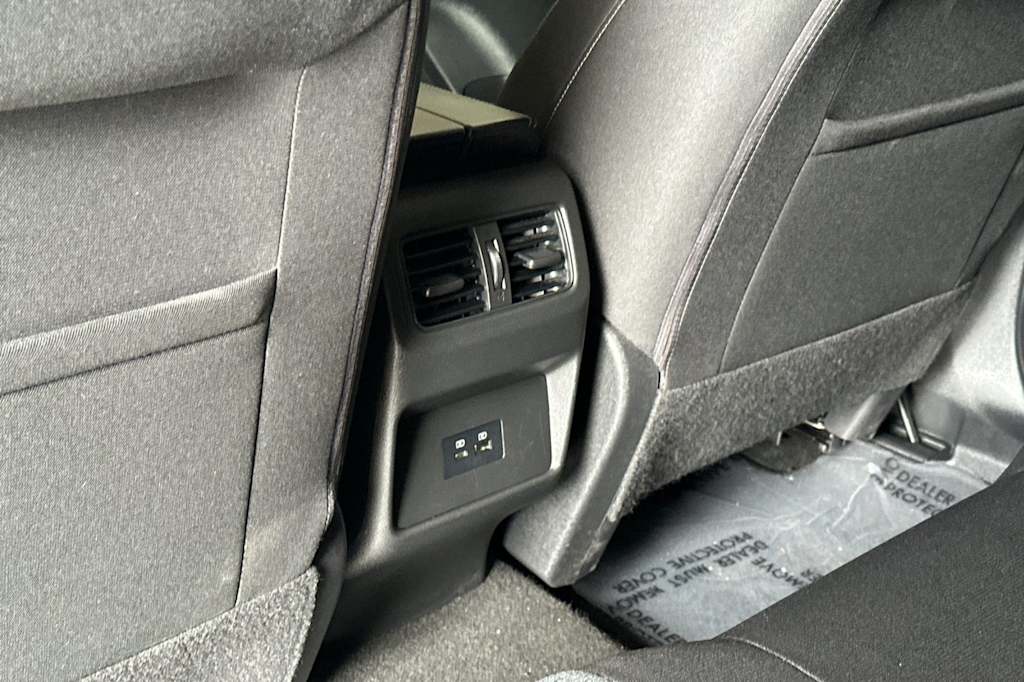 Thumbnail: 2022 Nissan Rogue - 24